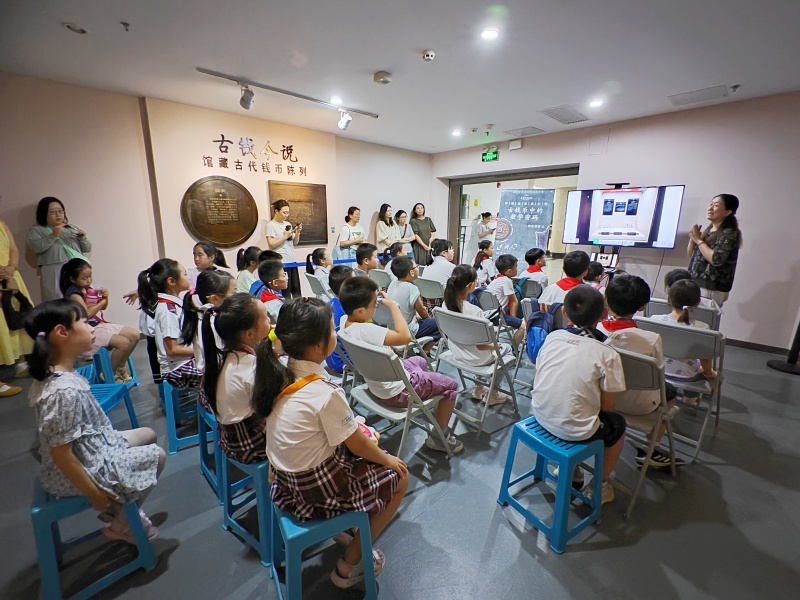 讲课2.jpg